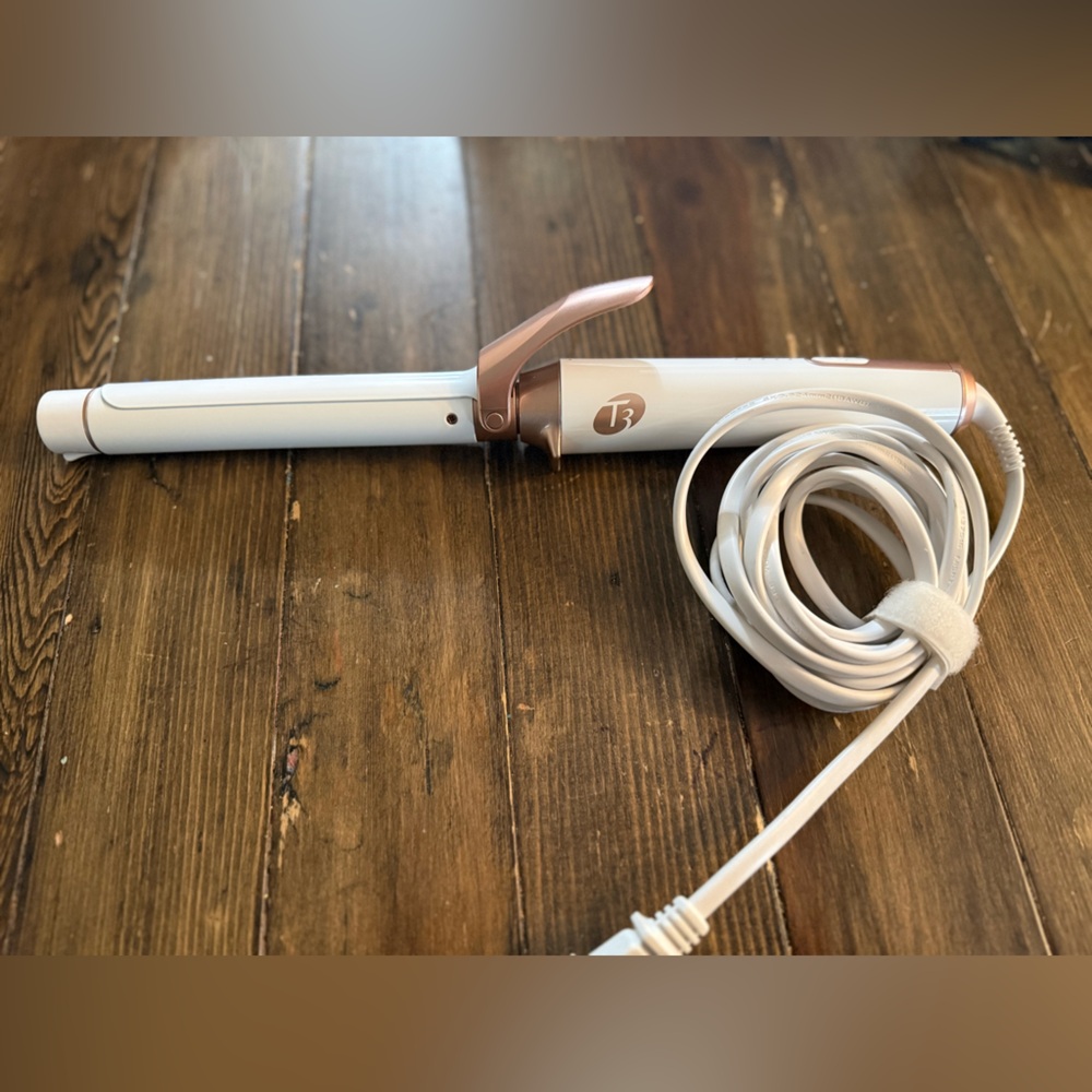 T3 Single-Pass White and Rose Gold Curling Iron | 1”